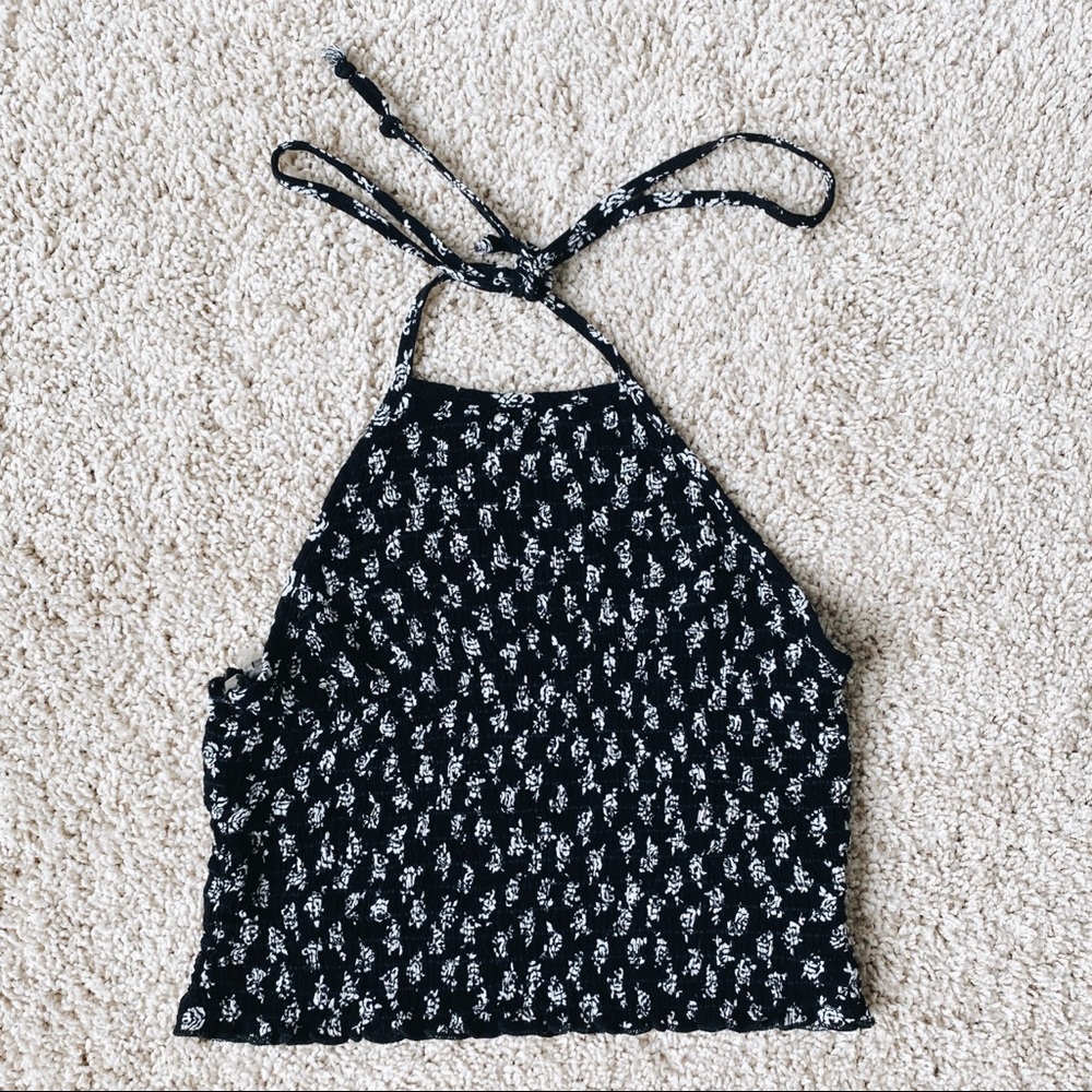 L.A. Hearts Stretchy Floral Halter Crop Top